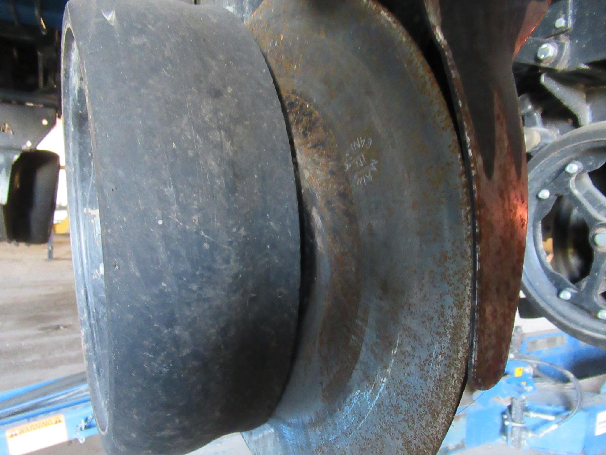 2006 Kinze 3650