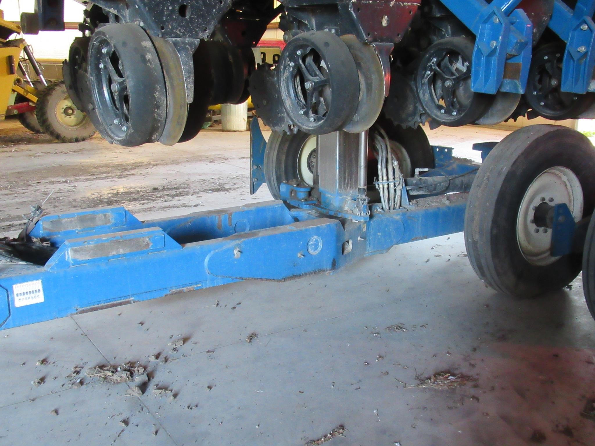 2006 Kinze 3650