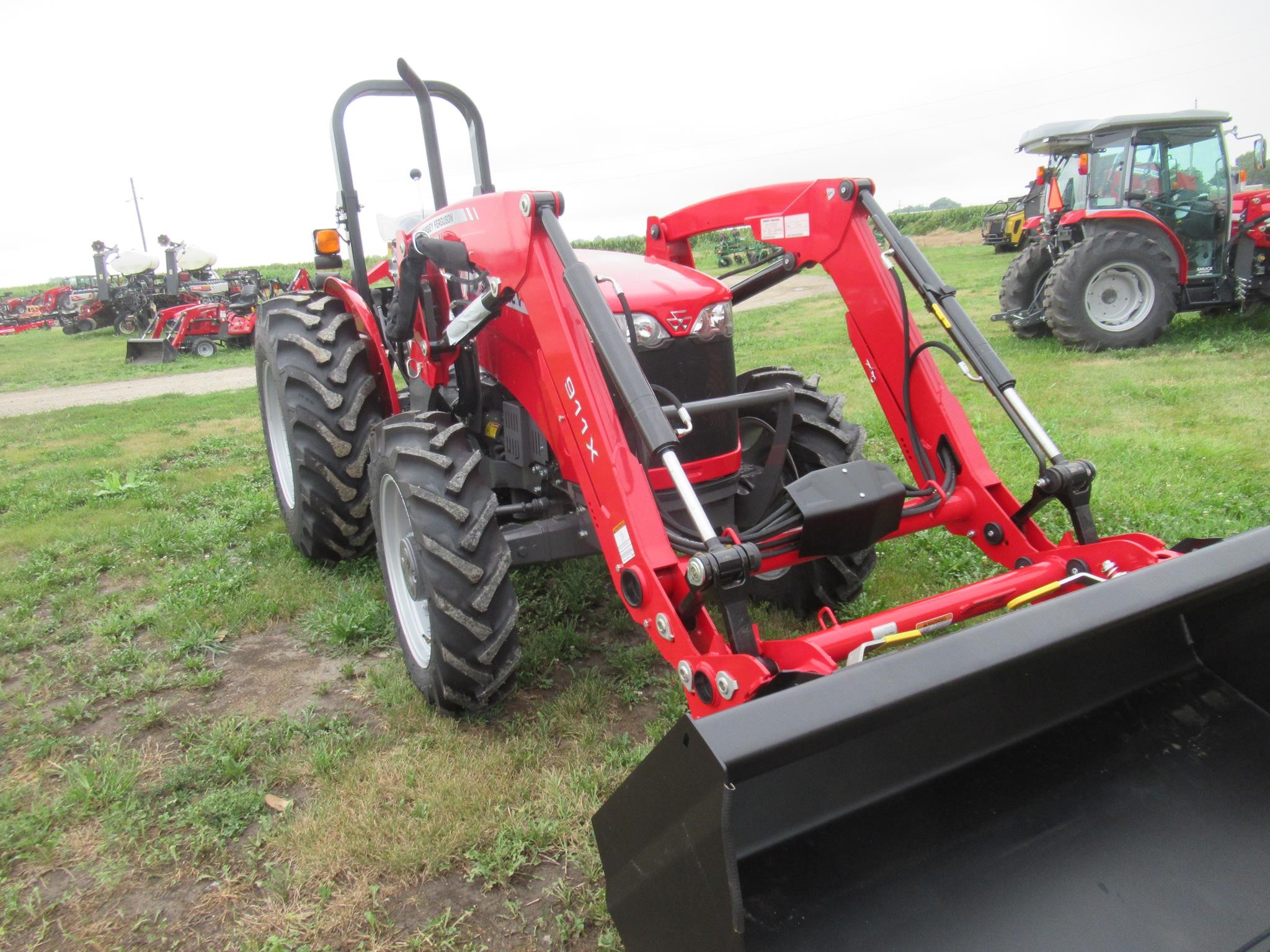 2025 Massey Ferguson 2607H
