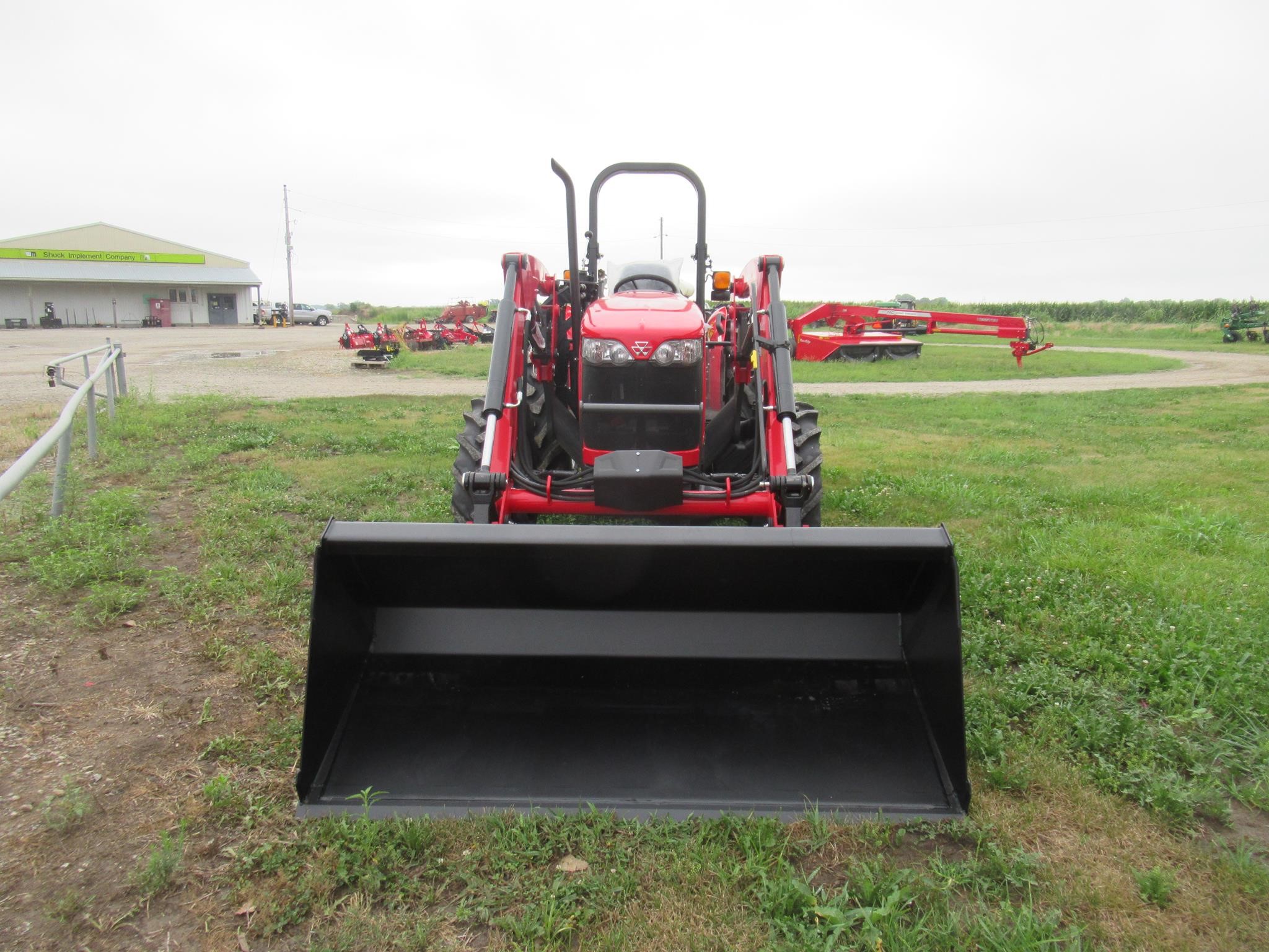 2025 Massey Ferguson 2607H