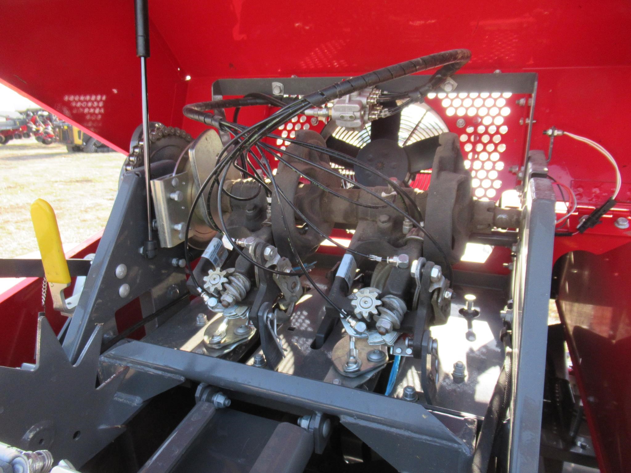 2024 Massey Ferguson 1840
